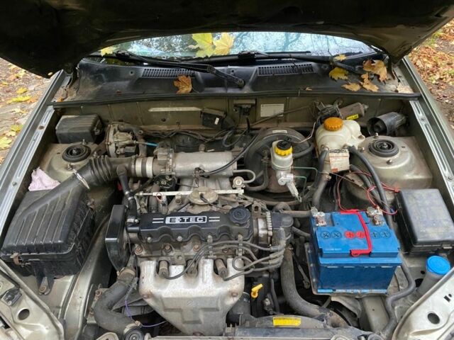 Дэу Сенс 2006 в Краматорске на Automoto.ua Зеленый Дэу Сенс, объемом двигателя 1.5 л и пробегом 220 тыс. км за 700 $, фото 5 на Automoto.ua