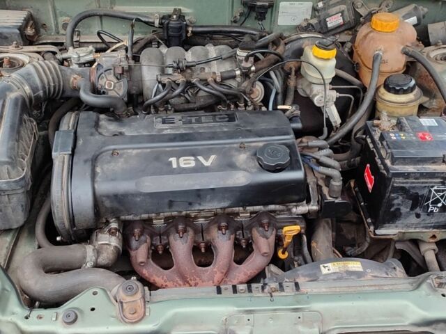 Зелений Деу Сенс, об'ємом двигуна 0 л та пробігом 220 тис. км за 947 $, фото 6 на Automoto.ua