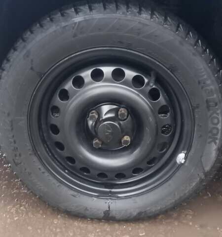 Зелений Деу Сенс, об'ємом двигуна 1.3 л та пробігом 348 тис. км за 1899 $, фото 5 на Automoto.ua