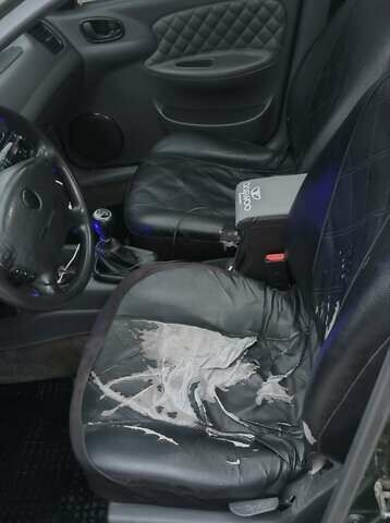 Зеленый Дэу Сенс, объемом двигателя 1.3 л и пробегом 270 тыс. км за 1700 $, фото 5 на Automoto.ua