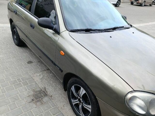 Зеленый Дэу Сенс, объемом двигателя 1.5 л и пробегом 210 тыс. км за 2400 $, фото 3 на Automoto.ua