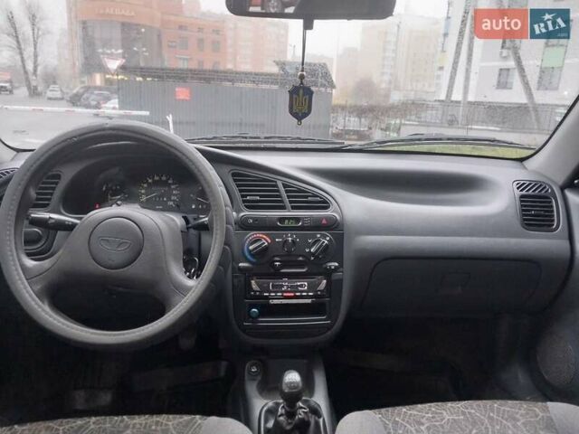 Зеленый Дэу Сенс, объемом двигателя 1.3 л и пробегом 100 тыс. км за 1699 $, фото 9 на Automoto.ua