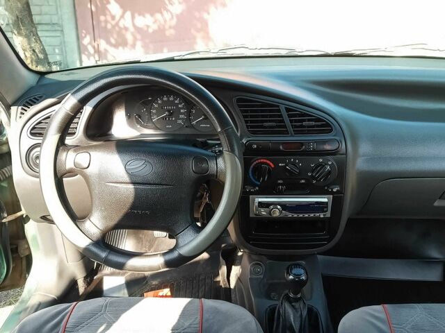 Зеленый Дэу Сенс, объемом двигателя 1.5 л и пробегом 183 тыс. км за 2300 $, фото 6 на Automoto.ua