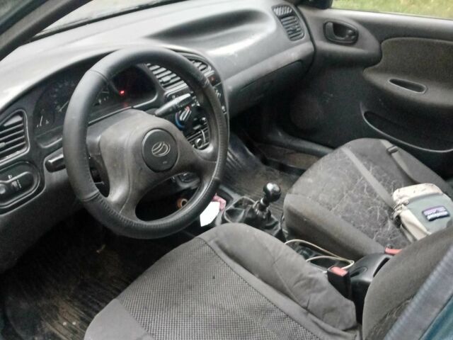 Зеленый Дэу Сенс, объемом двигателя 1.6 л и пробегом 159 тыс. км за 1450 $, фото 3 на Automoto.ua