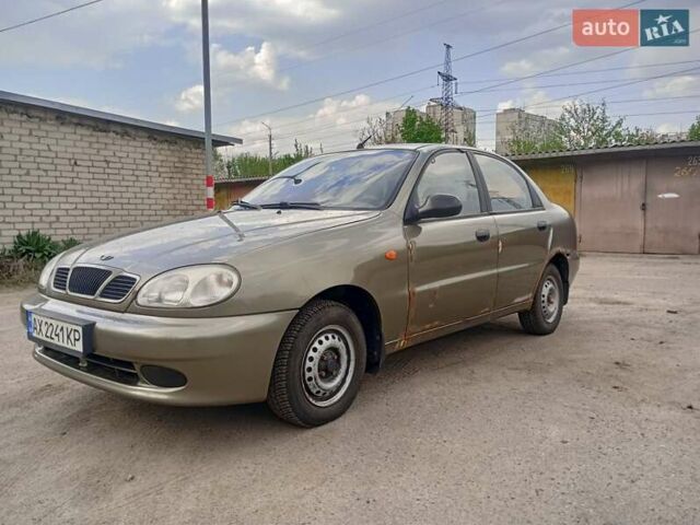 Зеленый Дэу Сенс, объемом двигателя 1.3 л и пробегом 170 тыс. км за 1100 $, фото 1 на Automoto.ua