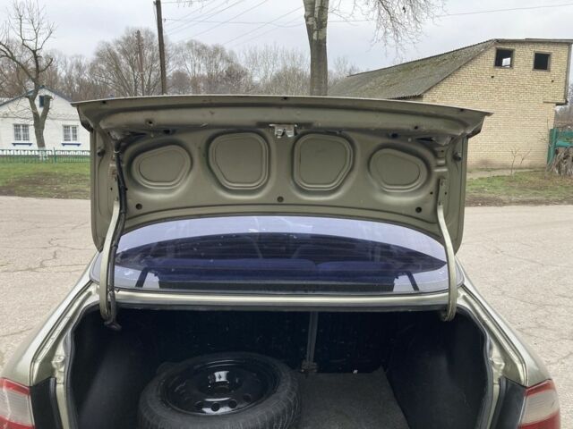 Зеленый Дэу Сенс, объемом двигателя 1.5 л и пробегом 196 тыс. км за 2250 $, фото 15 на Automoto.ua