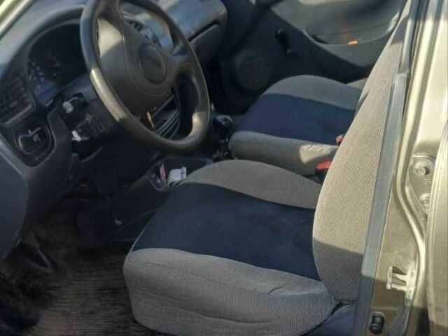 Зелений Деу Сенс, об'ємом двигуна 1.5 л та пробігом 161 тис. км за 1500 $, фото 1 на Automoto.ua