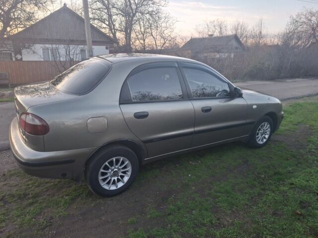 Зеленый Дэу Сенс, объемом двигателя 1.3 л и пробегом 213 тыс. км за 2600 $, фото 4 на Automoto.ua