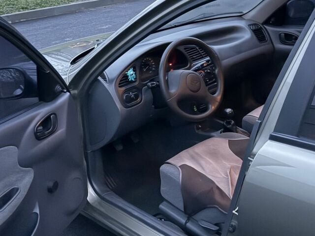 Зелений Деу Сенс, об'ємом двигуна 1.5 л та пробігом 116 тис. км за 1550 $, фото 4 на Automoto.ua