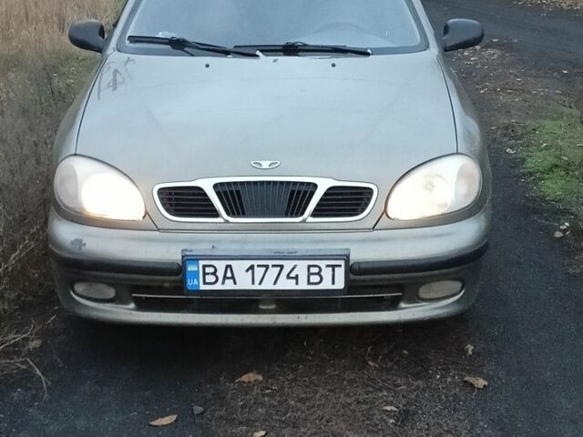 Зеленый Дэу Сенс, объемом двигателя 1.5 л и пробегом 286 тыс. км за 1600 $, фото 7 на Automoto.ua