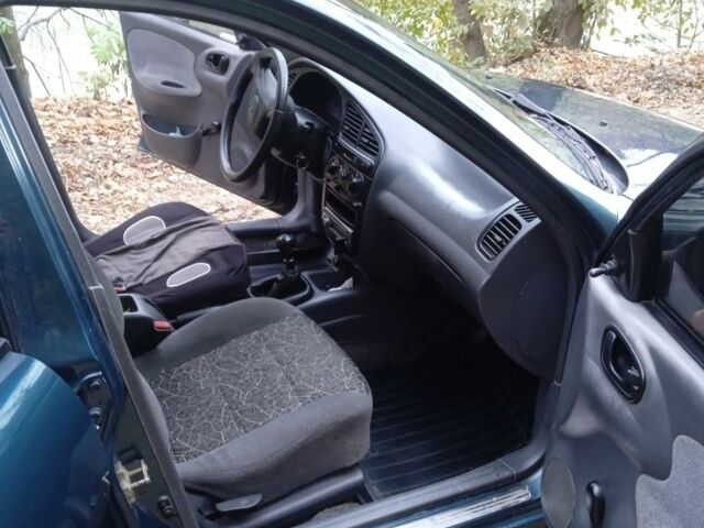 Дэу Сенс 2006 в Косове на Automoto.ua Зеленый Дэу Сенс, объемом двигателя 1.5 л и пробегом 152 тыс. км за 1650 $, фото 1 на Automoto.ua