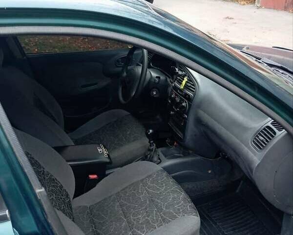 Зелений Деу Сенс, об'ємом двигуна 1.3 л та пробігом 200 тис. км за 1350 $, фото 1 на Automoto.ua