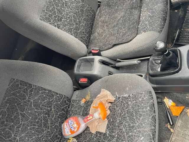 Зеленый Дэу Сенс, объемом двигателя 1.5 л и пробегом 2 тыс. км за 800 $, фото 2 на Automoto.ua