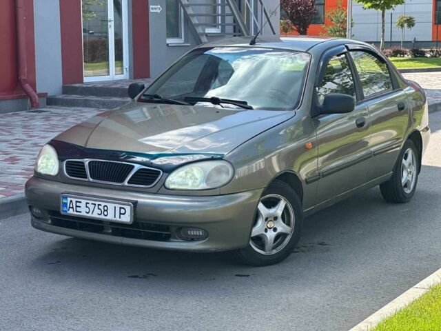 Зеленый Дэу Сенс, объемом двигателя 1.5 л и пробегом 286 тыс. км за 2800 $, фото 2 на Automoto.ua