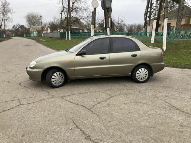 Зеленый Дэу Сенс, объемом двигателя 1.5 л и пробегом 196 тыс. км за 2250 $, фото 2 на Automoto.ua