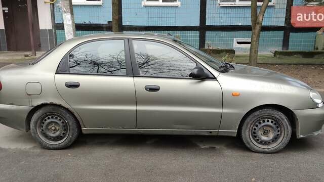 Зелений Деу Сенс, об'ємом двигуна 1.3 л та пробігом 350 тис. км за 1000 $, фото 1 на Automoto.ua