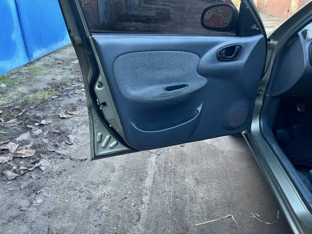 Зелений Деу Сенс, об'ємом двигуна 1.5 л та пробігом 214 тис. км за 2800 $, фото 12 на Automoto.ua