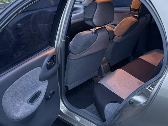 Зелений Деу Сенс, об'ємом двигуна 1.5 л та пробігом 116 тис. км за 1550 $, фото 5 на Automoto.ua