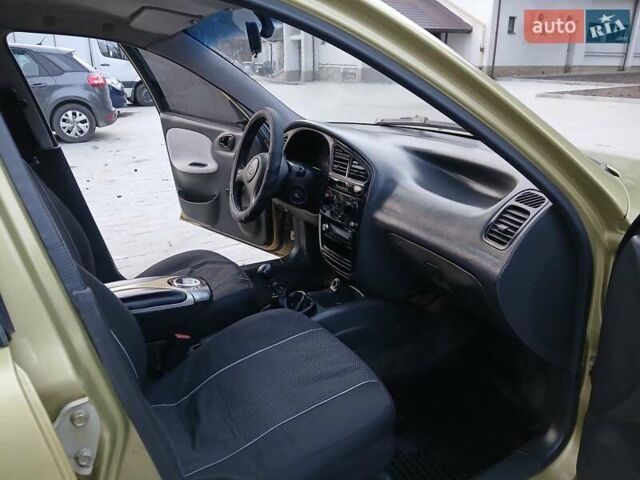 Зеленый Дэу Сенс, объемом двигателя 1.3 л и пробегом 185 тыс. км за 1470 $, фото 2 на Automoto.ua