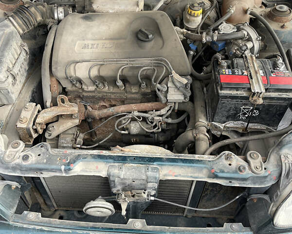 Зелений Деу Сенс, об'ємом двигуна 0 л та пробігом 180 тис. км за 2200 $, фото 6 на Automoto.ua