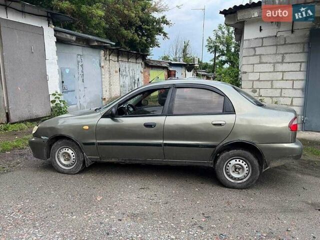 Зеленый Дэу Сенс, объемом двигателя 1.3 л и пробегом 240 тыс. км за 1600 $, фото 2 на Automoto.ua