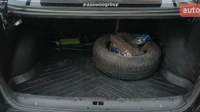 Зеленый Дэу Сенс, объемом двигателя 1.3 л и пробегом 270 тыс. км за 1700 $, фото 4 на Automoto.ua