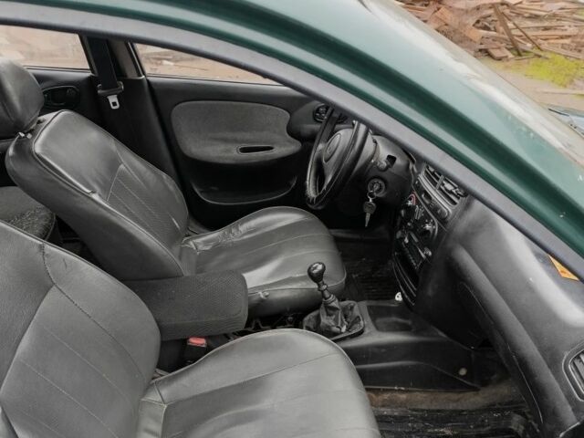 Зеленый Дэу Сенс, объемом двигателя 1.3 л и пробегом 300 тыс. км за 750 $, фото 4 на Automoto.ua