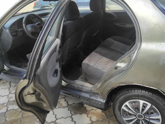 Зелений Деу Сенс, об'ємом двигуна 1.6 л та пробігом 2 тис. км за 899 $, фото 3 на Automoto.ua