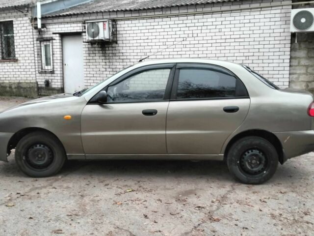 Зеленый Дэу Сенс, объемом двигателя 1.5 л и пробегом 221 тыс. км за 1831 $, фото 7 на Automoto.ua