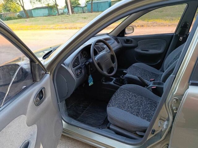 Зеленый Дэу Сенс, объемом двигателя 1.6 л и пробегом 225 тыс. км за 2400 $, фото 13 на Automoto.ua