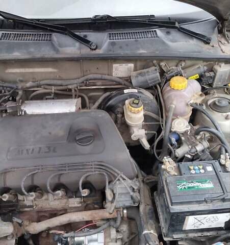 Зеленый Дэу Сенс, объемом двигателя 1.3 л и пробегом 182 тыс. км за 2000 $, фото 7 на Automoto.ua