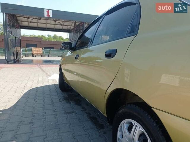 Зеленый Дэу Сенс, объемом двигателя 1.3 л и пробегом 182 тыс. км за 1599 $, фото 2 на Automoto.ua
