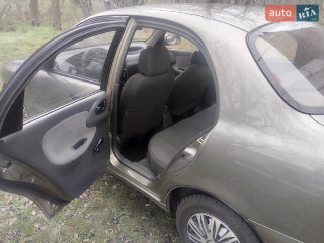 Зелений Деу Сенс, об'ємом двигуна 1.3 л та пробігом 49 тис. км за 2400 $, фото 3 на Automoto.ua