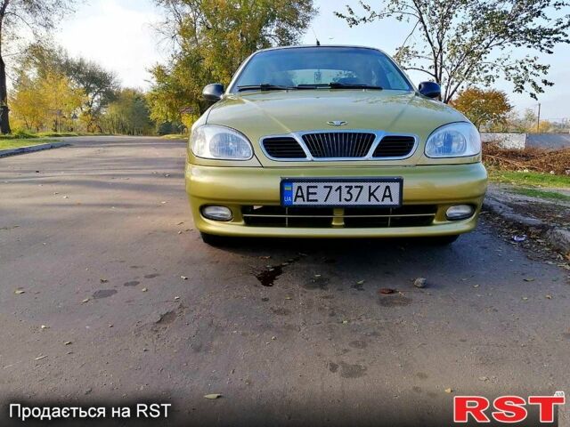 Зеленый Дэу Сенс, объемом двигателя 1.3 л и пробегом 313 тыс. км за 2300 $, фото 1 на Automoto.ua