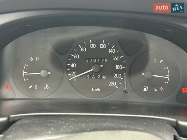 Зелений Деу Сенс, об'ємом двигуна 1.3 л та пробігом 209 тис. км за 2100 $, фото 24 на Automoto.ua