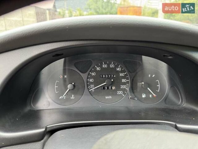 Зеленый Дэу Сенс, объемом двигателя 1.3 л и пробегом 184 тыс. км за 1900 $, фото 1 на Automoto.ua