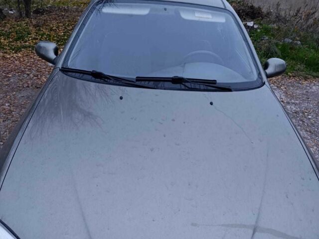 Зеленый Дэу Сенс, объемом двигателя 1.6 л и пробегом 220 тыс. км за 2200 $, фото 1 на Automoto.ua