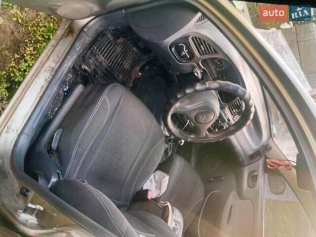 Зеленый Дэу Сенс, объемом двигателя 1.3 л и пробегом 180 тыс. км за 2000 $, фото 3 на Automoto.ua