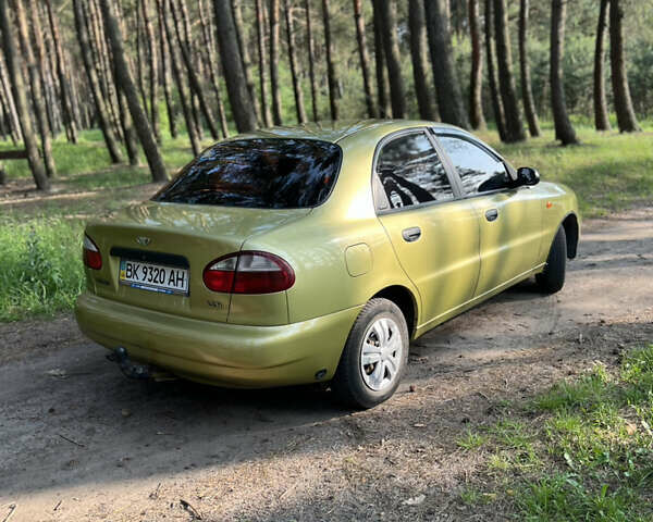 Зеленый Дэу Сенс, объемом двигателя 1.3 л и пробегом 107 тыс. км за 2200 $, фото 3 на Automoto.ua