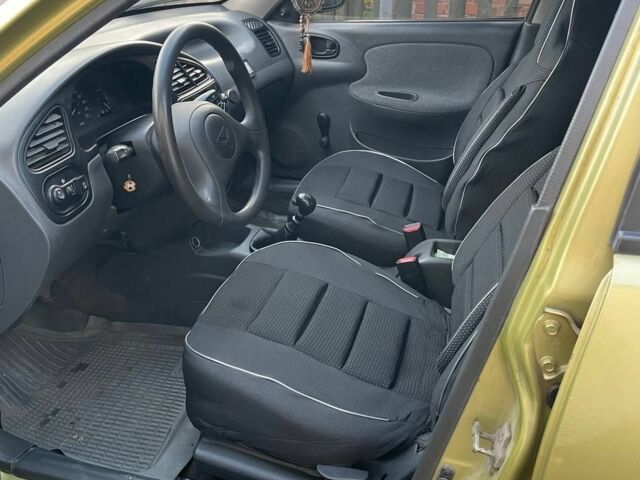 Зеленый Дэу Сенс, объемом двигателя 1.3 л и пробегом 206 тыс. км за 2700 $, фото 2 на Automoto.ua