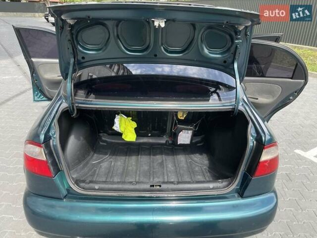 Зеленый Дэу Сенс, объемом двигателя 1.3 л и пробегом 175 тыс. км за 1649 $, фото 3 на Automoto.ua
