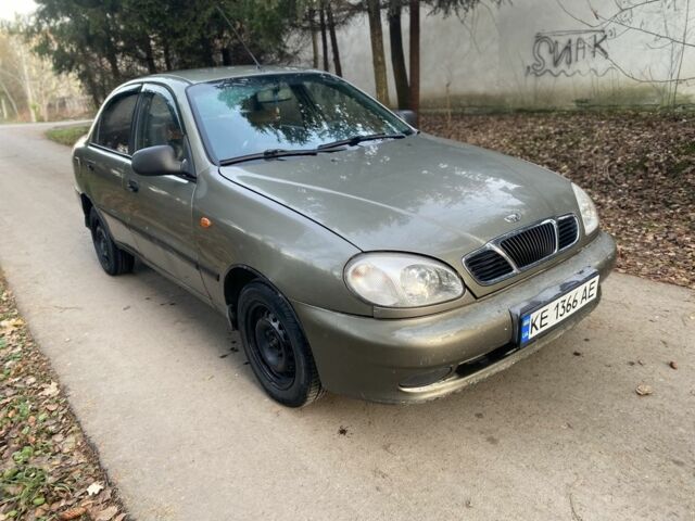 Зеленый Дэу Сенс, объемом двигателя 1.5 л и пробегом 290 тыс. км за 1400 $, фото 4 на Automoto.ua