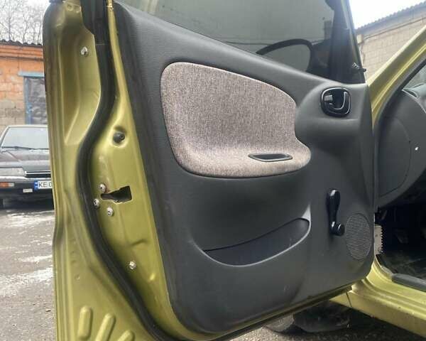 Зеленый Дэу Сенс, объемом двигателя 1.3 л и пробегом 200 тыс. км за 1650 $, фото 6 на Automoto.ua