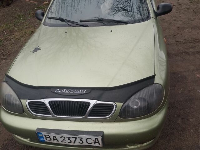 Зеленый Дэу Сенс, объемом двигателя 1.6 л и пробегом 200 тыс. км за 1700 $, фото 1 на Automoto.ua