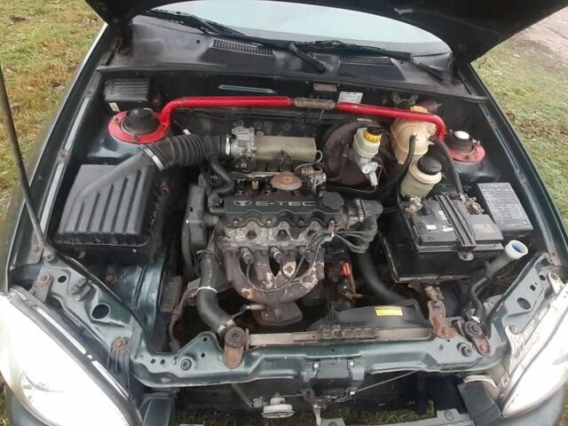 Зеленый Дэу Сенс, объемом двигателя 1.3 л и пробегом 350 тыс. км за 1200 $, фото 7 на Automoto.ua