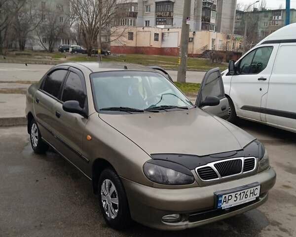 Зеленый Дэу Сенс, объемом двигателя 1.3 л и пробегом 230 тыс. км за 2300 $, фото 2 на Automoto.ua