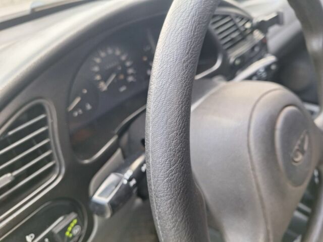 Зеленый Дэу Сенс, объемом двигателя 1.5 л и пробегом 146 тыс. км за 2300 $, фото 5 на Automoto.ua