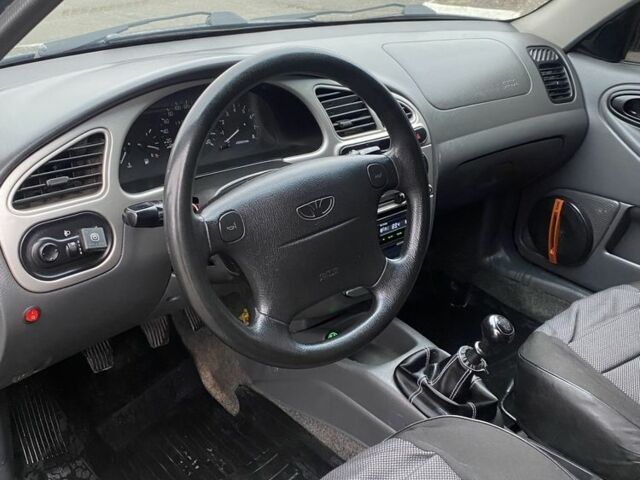 Зеленый Дэу Сенс, объемом двигателя 1.6 л и пробегом 290 тыс. км за 1499 $, фото 4 на Automoto.ua