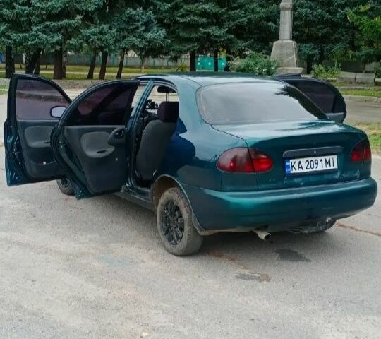Зеленый Дэу Сенс, объемом двигателя 1.3 л и пробегом 177 тыс. км за 1600 $, фото 7 на Automoto.ua