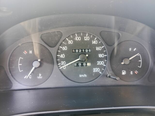 Зелений Деу Сенс, об'ємом двигуна 1.5 л та пробігом 182 тис. км за 1999 $, фото 6 на Automoto.ua